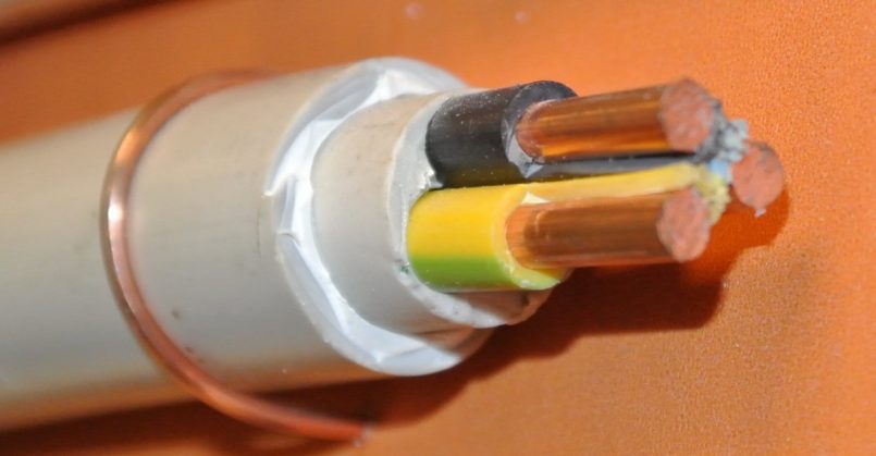 Сечение провода (кабеля) по диаметру: правила расчета необходимого сечения провода для домашней электросети