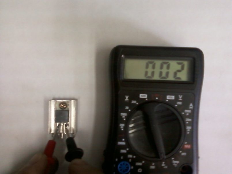Прозвонка транзистора мультиметром на плате